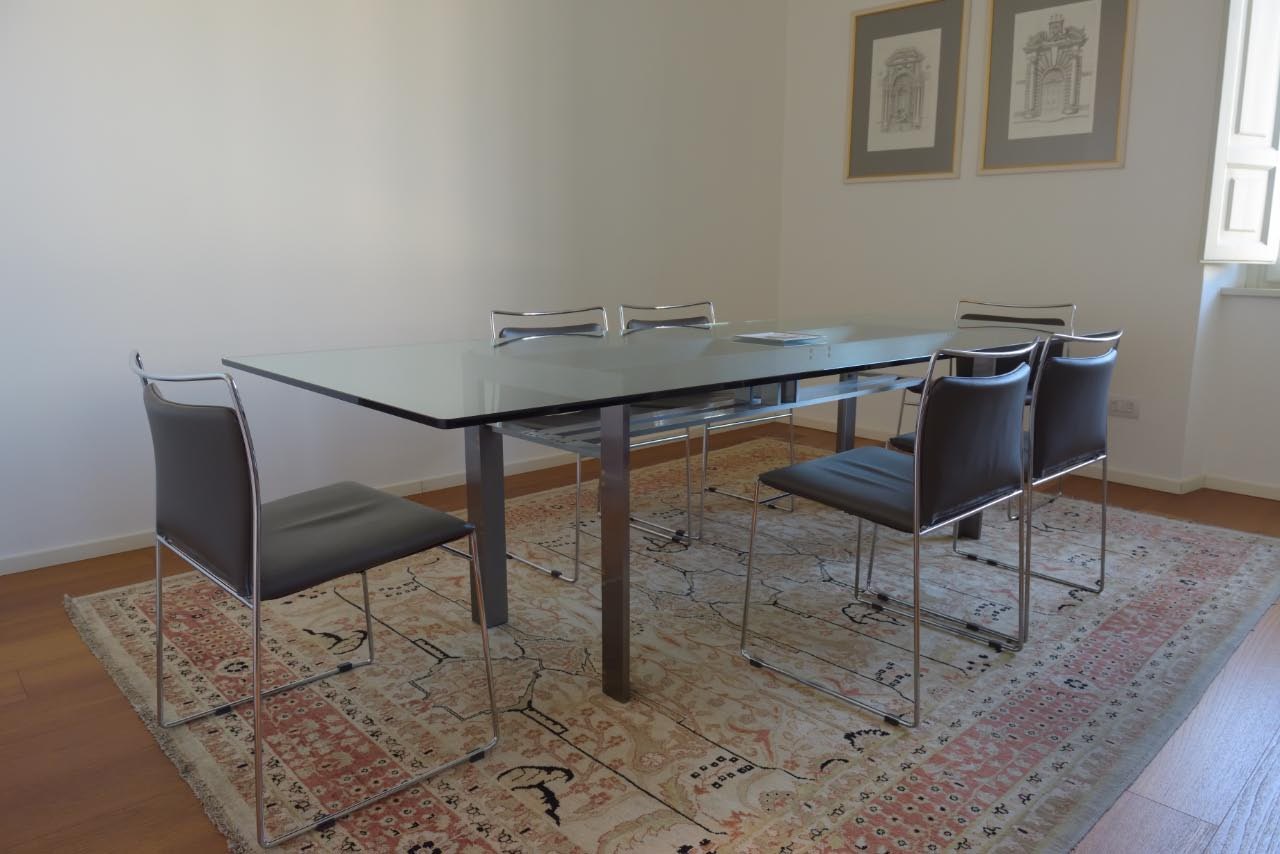 Sala riunioni dello studio legale per accordi di separazione consensuale a Perugia